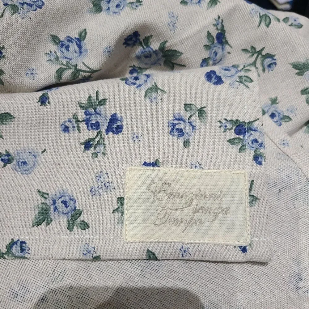 Emozioni Senza Tempo Italy  Tablecloth organic hemp blue roses  77x 53 new
